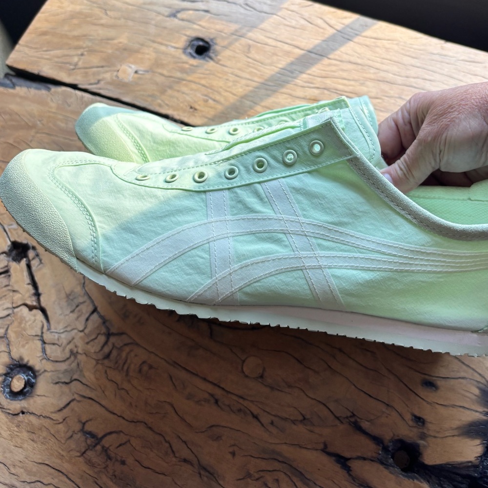 NOT FOR SALE Onitsuka Tiger by ASICS Mexico 66 Slip On Green Cream Sneakers NWOT - Picture 4 of 11